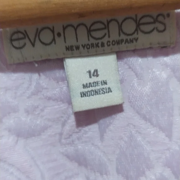 Eva Mendes flare dress - Picture 3 of 5